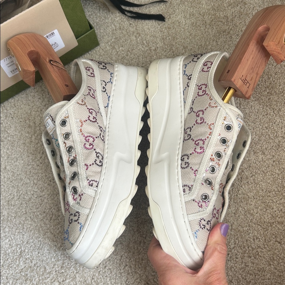 Gucci womens GG sneakers - Picture 7 of 17